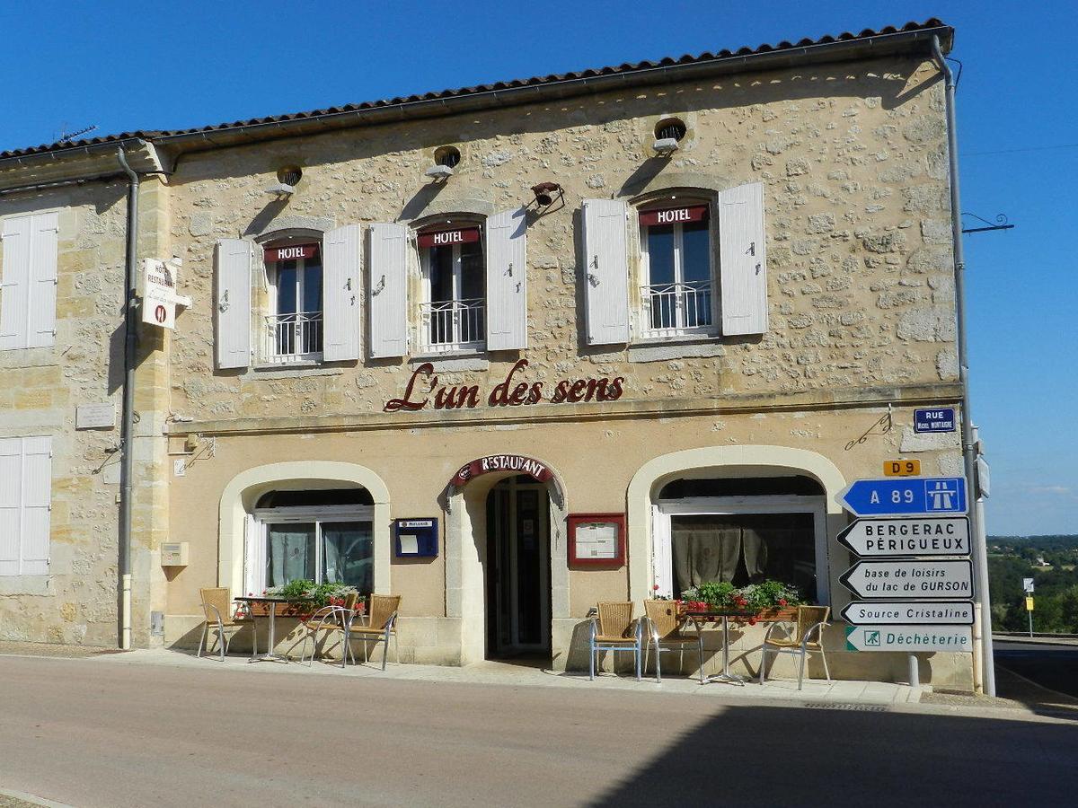 Hotel L'Un Des Sens Villefranche-de-Lonchat Exteriér fotografie